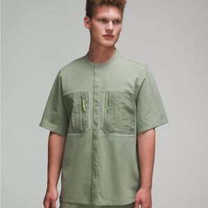 Lululemon Men’s Water-Repellent Hiking Short Sleeve Shirt | Green | X-Large